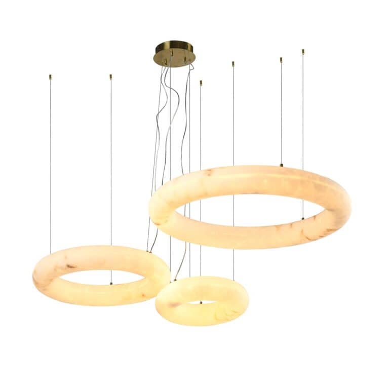 Suspension moderne blanche « Thalora » composée de trois cercles et dotée d'un éclairage LED.