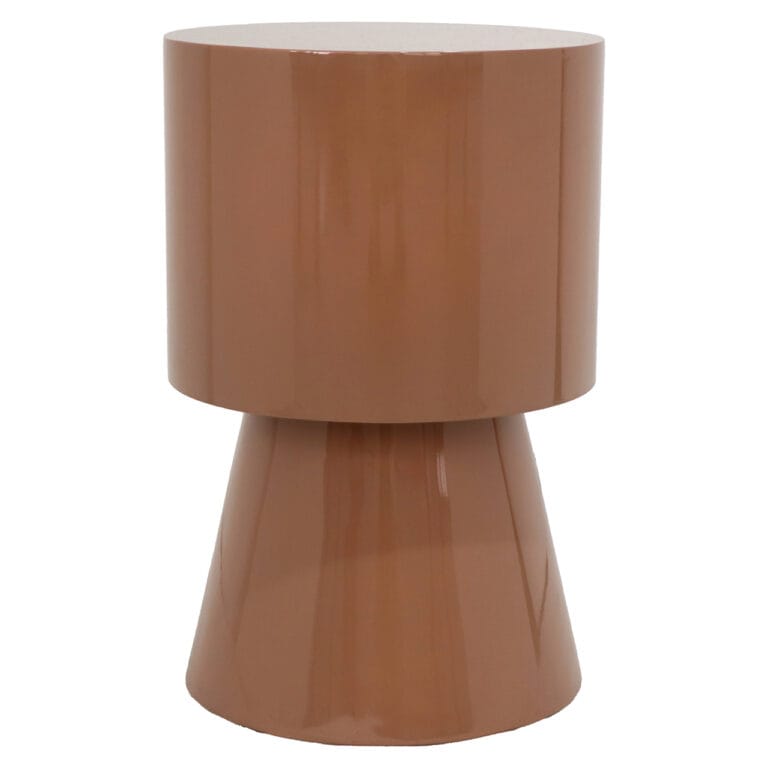 Table d'appoint moderne « Liza » de couleur moka mousse, au design élégant et raffiné.