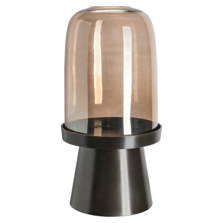 Lampe ouragan Meave, couleur noyer avec socle noir, design moderne.
