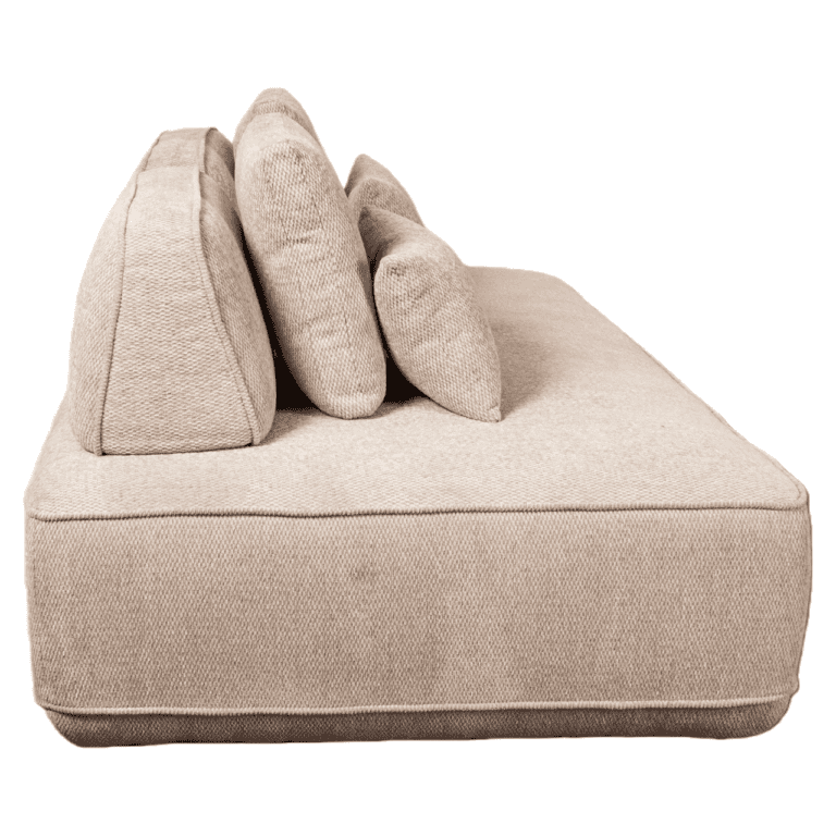 Bank Tudor 2,5-zits met natuurlijke boldweave stof en losse rugkussens.