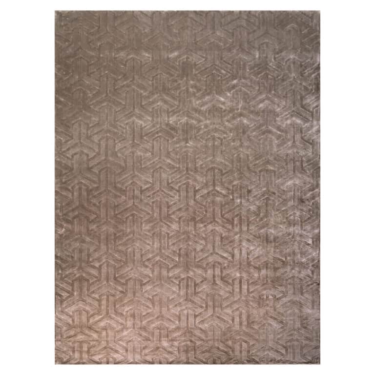 Taupe vloerkleed met geometrisch patroon voor moderne interieurs.