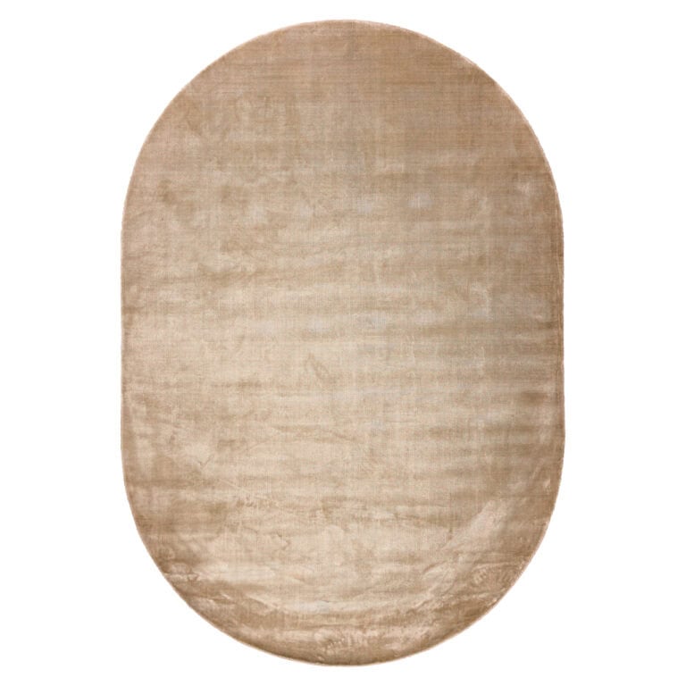 Luxe beige vloerkleed Millav 220x320 voor elegante interieur decoratie.