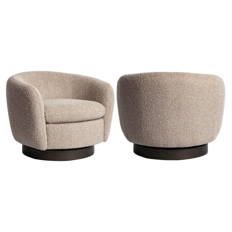 Lounge stoel Colmar in natuurlijke chunky stof, draaibaar en comfortabel.