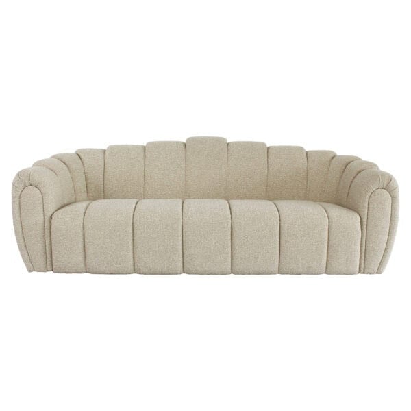 Luxuriöser „ Sofa “ in Croissant-Form mit weicher Polsterung für elegante Innenräume.
